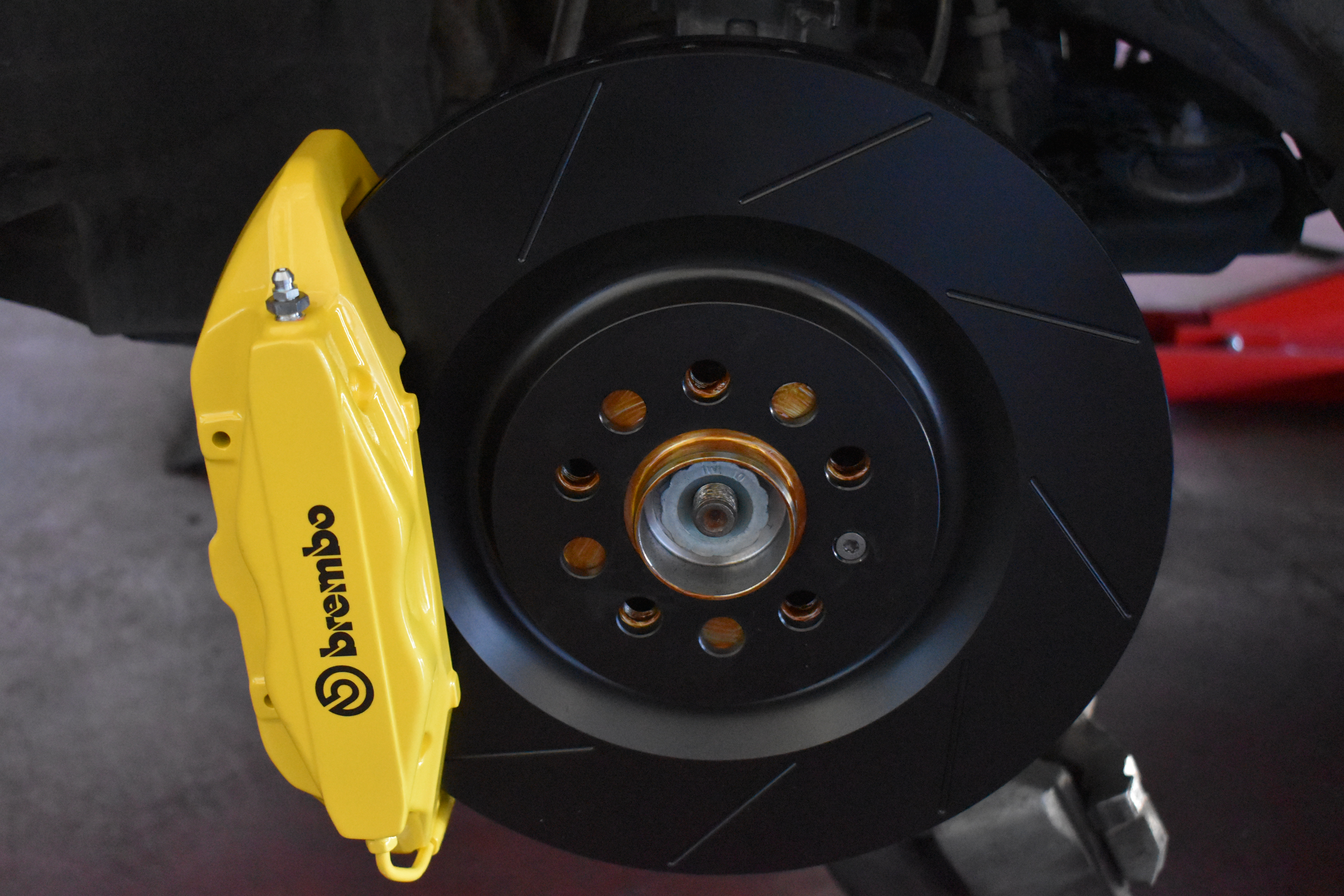 HyperBrake Motorsport Front 4pot Big Brake Kit for VW POLO (9N) for Brembo calipers from Alfa Romeo 159 TBi/Renault Megane RS and monoblock brake discs 323x28mm - Image 5